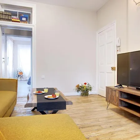 Cheerful In The Heart Of Corfu Old Town Apartament