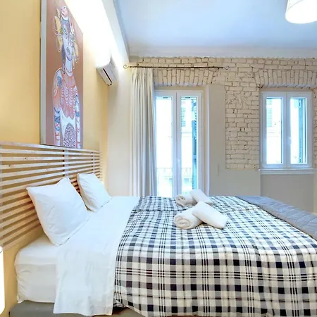 Апартаменты Cheerful In The Heart Of Corfu Old Town